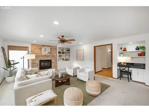 4915 SW Dosch Park Lane Portland OR 97239