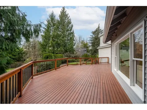 4915 SW Dosch Park Lane Portland OR 97239