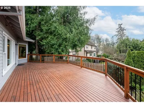 4915 SW Dosch Park Lane Portland OR 97239