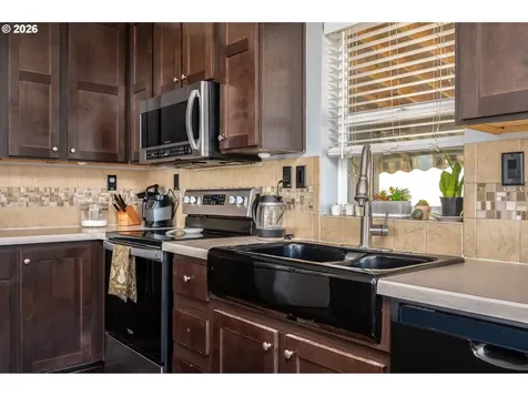17794 SW Cumberland Way Beaverton OR 97006