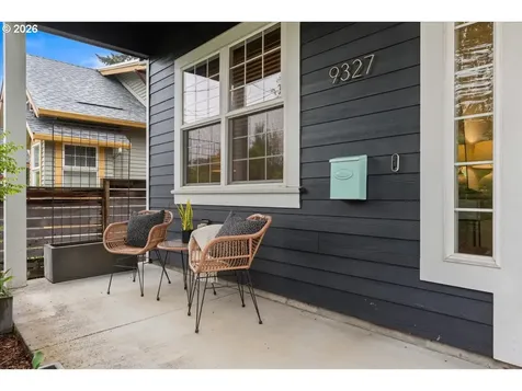 9327 N Ivanhoe Street Portland OR 97203