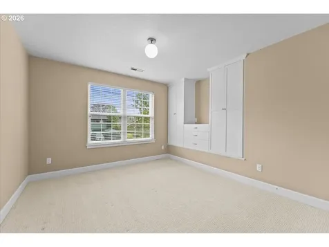 9327 N Ivanhoe Street Portland OR 97203