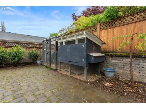 9327 N Ivanhoe Street Portland OR 97203