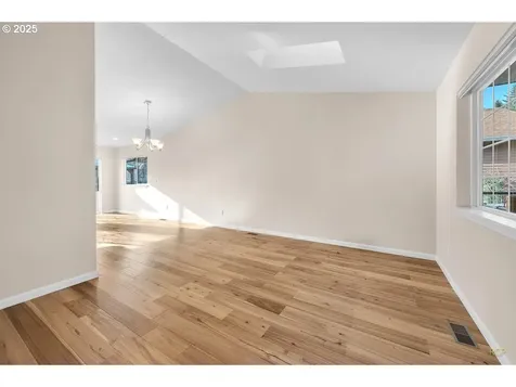 36640 Yocum Loop Sandy OR 97055