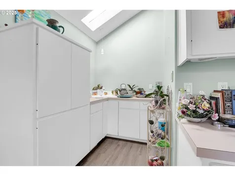 243 Stags Leap Court Eugene OR 97404