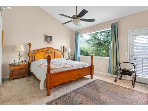 243 Stags Leap Court Eugene OR 97404