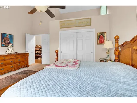 243 Stags Leap Court Eugene OR 97404
