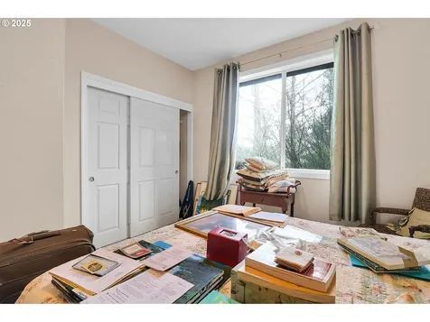 243 Stags Leap Court Eugene OR 97404