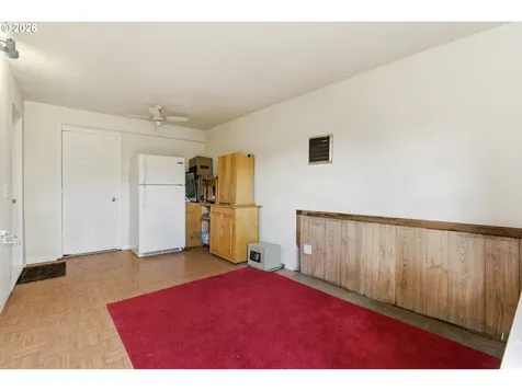 7052 N Fenwick Avenue Portland OR 97217
