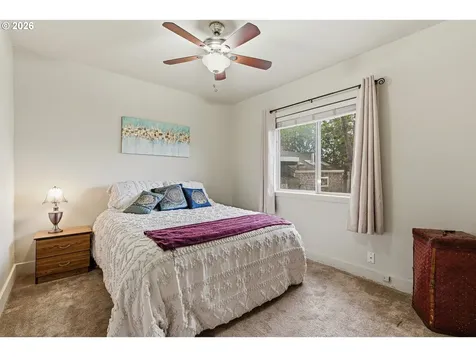 7052 N Fenwick Avenue Portland OR 97217