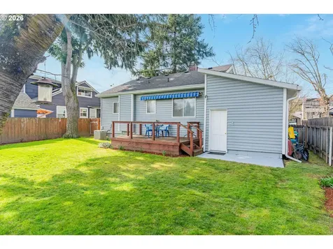 7052 N Fenwick Avenue Portland OR 97217