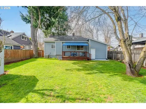7052 N Fenwick Avenue Portland OR 97217