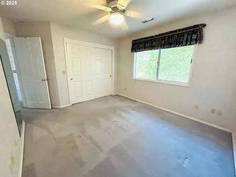 325 N Peacock Court Newberg OR 97132