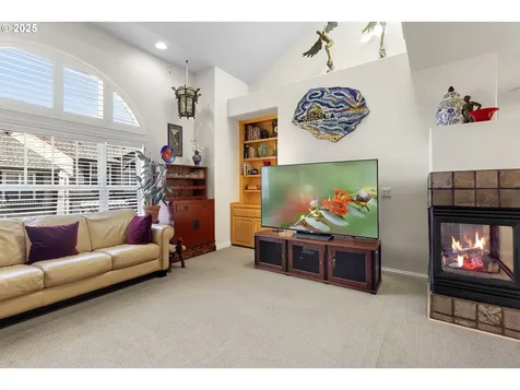 2346 NW Brewer Lane Portland OR 97229
