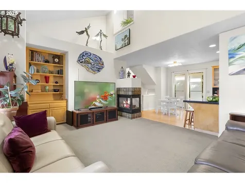 2346 NW Brewer Lane Portland OR 97229