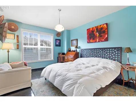 2346 NW Brewer Lane Portland OR 97229
