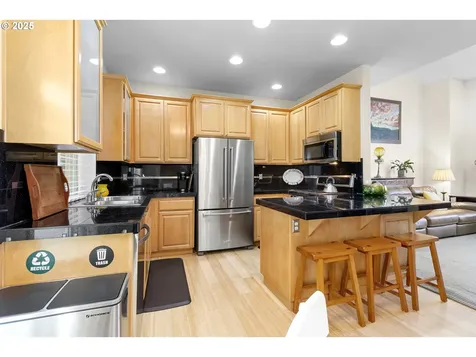 2346 NW Brewer Lane Portland OR 97229
