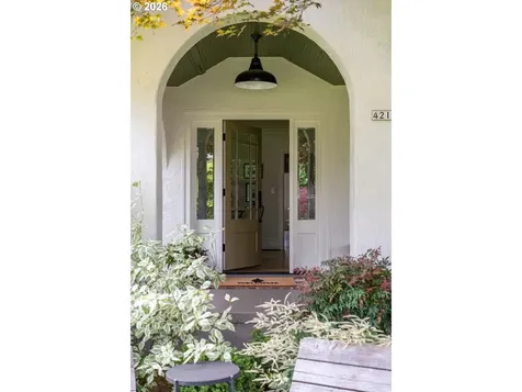 4214 SE Oak Street Portland OR 97215