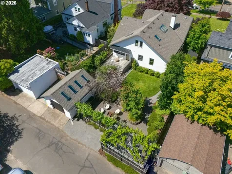 4214 SE Oak Street Portland OR 97215