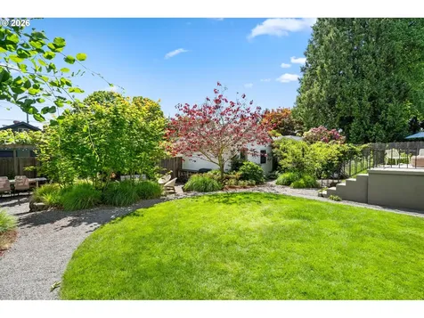 4214 SE Oak Street Portland OR 97215