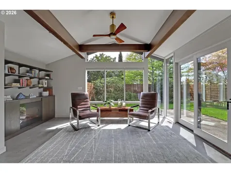 3619 SW 50th Avenue Portland OR 97221