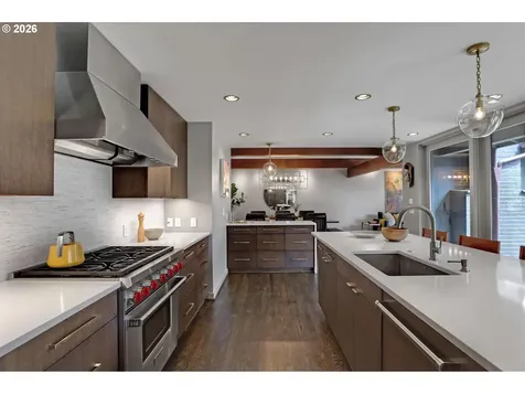 3619 SW 50th Avenue Portland OR 97221