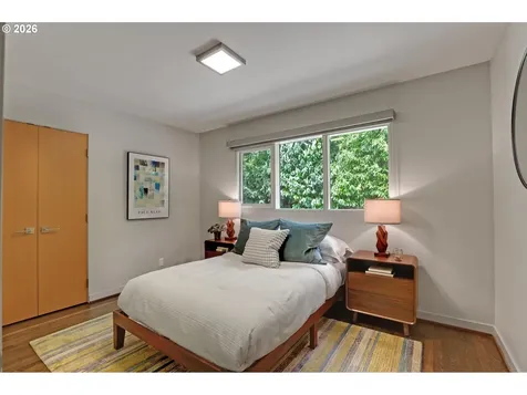 3619 SW 50th Avenue Portland OR 97221