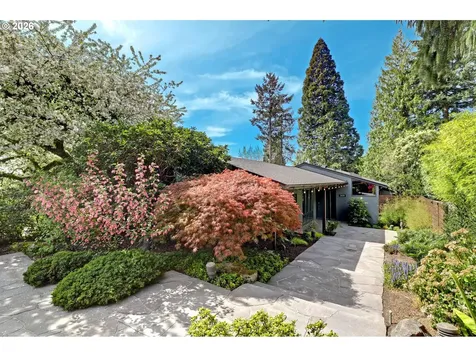 3619 SW 50th Avenue Portland OR 97221