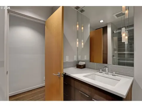 3619 SW 50th Avenue Portland OR 97221