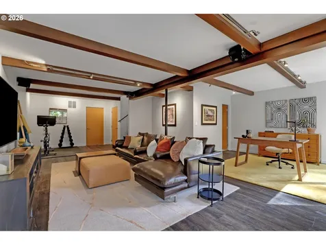 3619 SW 50th Avenue Portland OR 97221