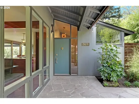 3619 SW 50th Avenue Portland OR 97221