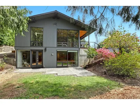 3619 SW 50th Avenue Portland OR 97221