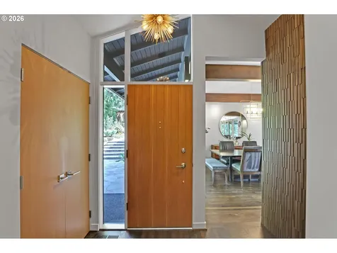 3619 SW 50th Avenue Portland OR 97221
