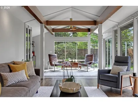 3619 SW 50th Avenue Portland OR 97221