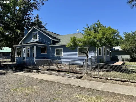 2302 N Depot Street La Grande OR 97850