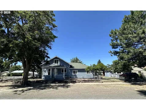 2302 N Depot Street La Grande OR 97850