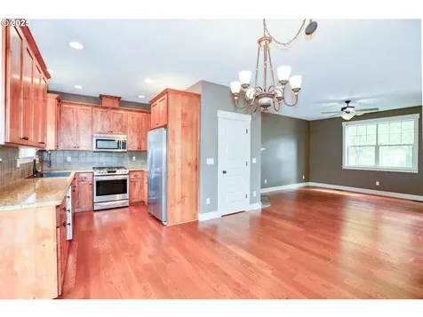 121 NE American Drive Mcminnville OR 97128