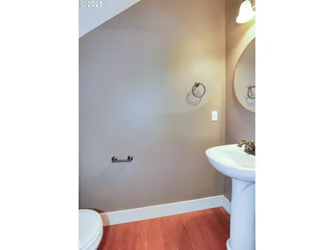 121 NE American Drive Mcminnville OR 97128