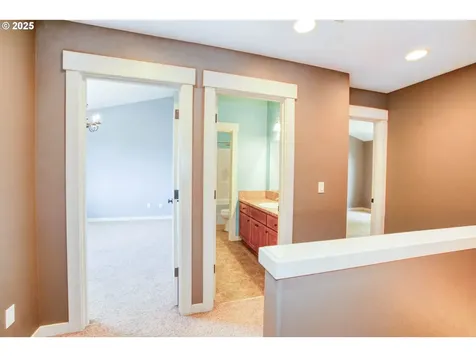 121 NE American Drive Mcminnville OR 97128