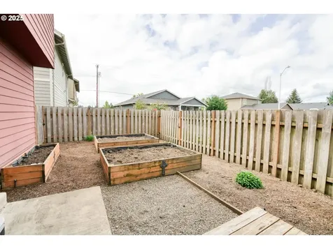 121 NE American Drive Mcminnville OR 97128