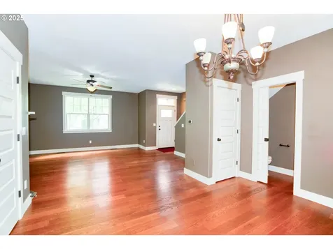 121 NE American Drive Mcminnville OR 97128