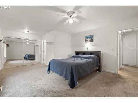 618 NE Faloma Road Portland OR 97211