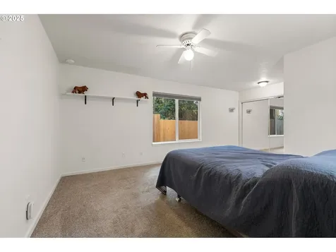 618 NE Faloma Road Portland OR 97211