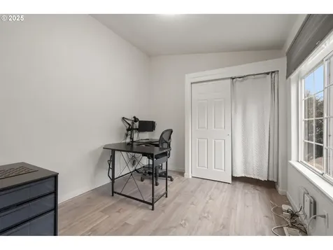 618 NE Faloma Road Portland OR 97211