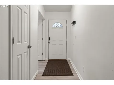618 NE Faloma Road Portland OR 97211