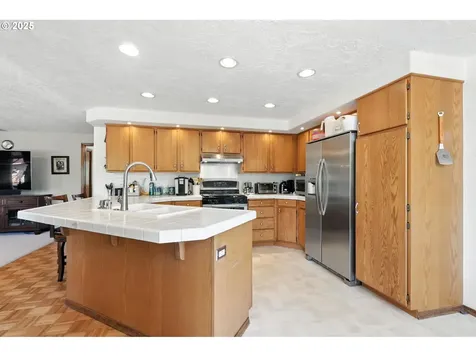 3018 NE 94th Way Vancouver WA 98665