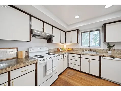 1466 SW 5th Place Gresham OR 97080
