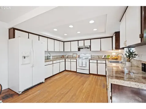 1466 SW 5th Place Gresham OR 97080