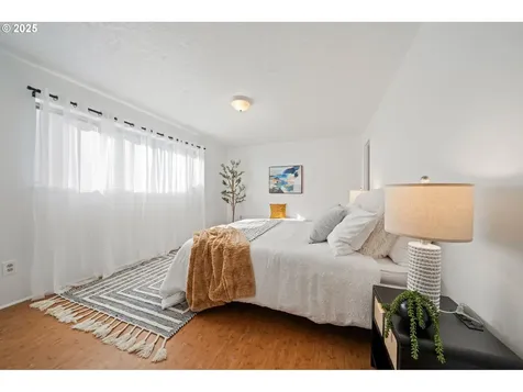 1466 SW 5th Place Gresham OR 97080