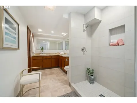 1466 SW 5th Place Gresham OR 97080